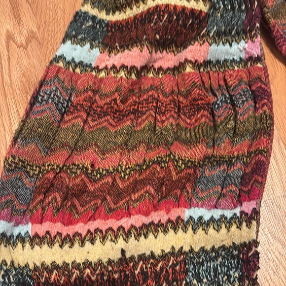 Colorful Knit Scarf - Picture 5 of 5